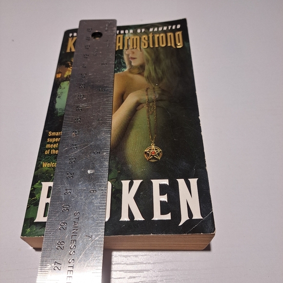 Broken by Kelley Armstrong Paperback Book - Picture 7 of 7